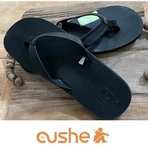 NWT Cushe Men’s Sz 12 Fresh Black Leather Flip Flop‎ Thong Sandal